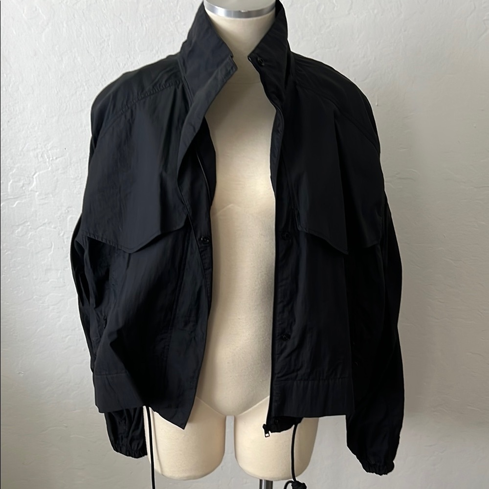 Athleta Black Windbreaker Light Weight